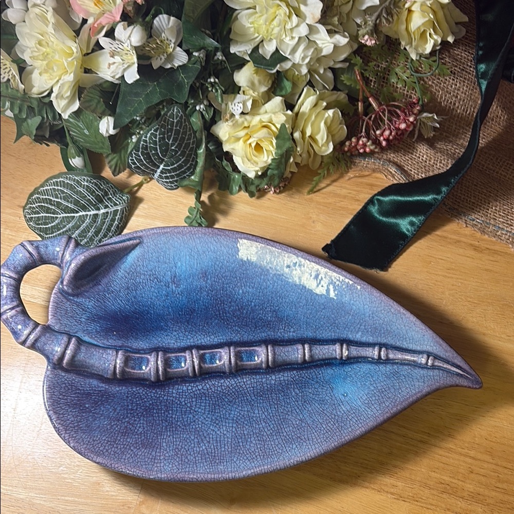 Vintage Royal Haeger Leaf-Shaped Ceramic Tray